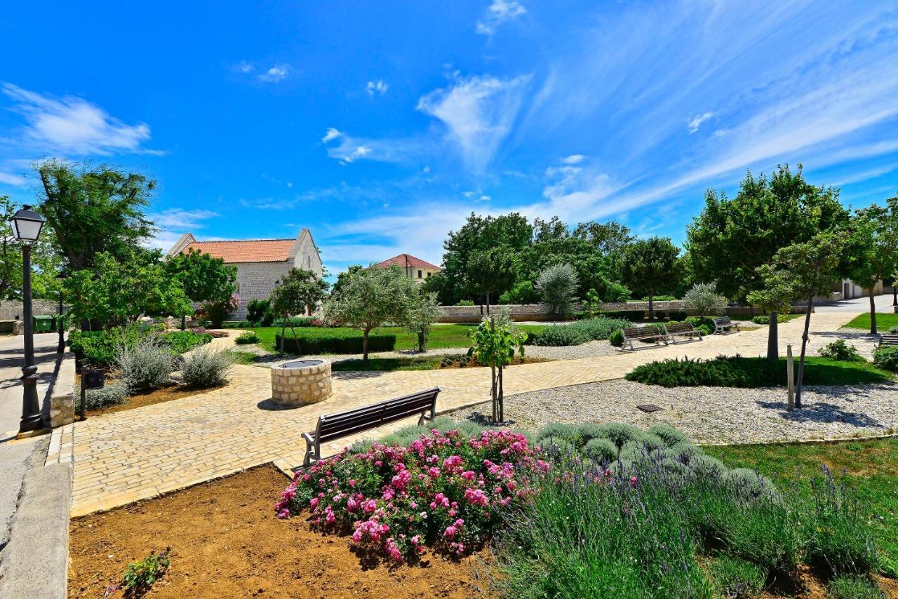 Apartment Lea Nin Exterior foto